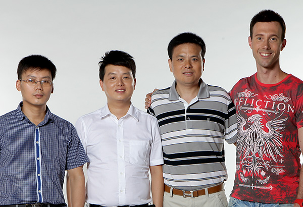 年輕人禿頂怎么辦，禿頂與頭發(fā)稀疏有什么關(guān)系？