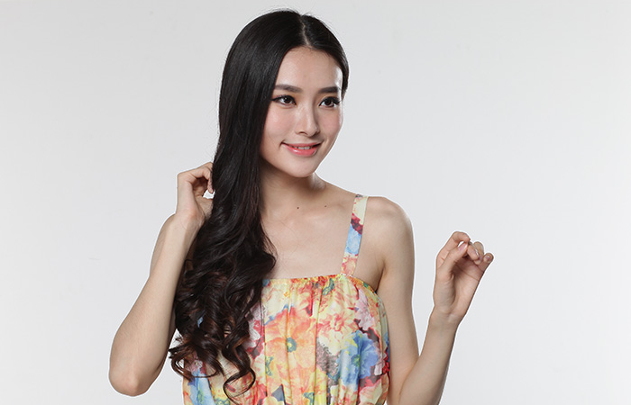 女裝大佬最為致命，日本球員假發(fā)大胸為俱樂部造勢！