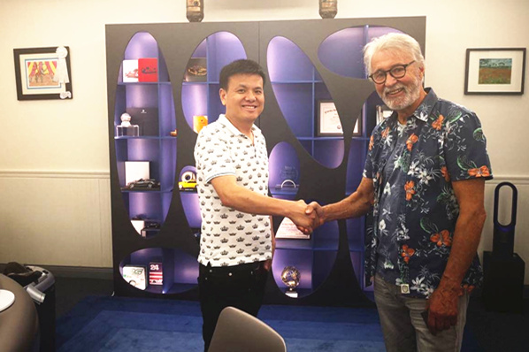 71歲鄭少秋不老男神帥了一輩子！唐風(fēng)采我們這里也有一位！